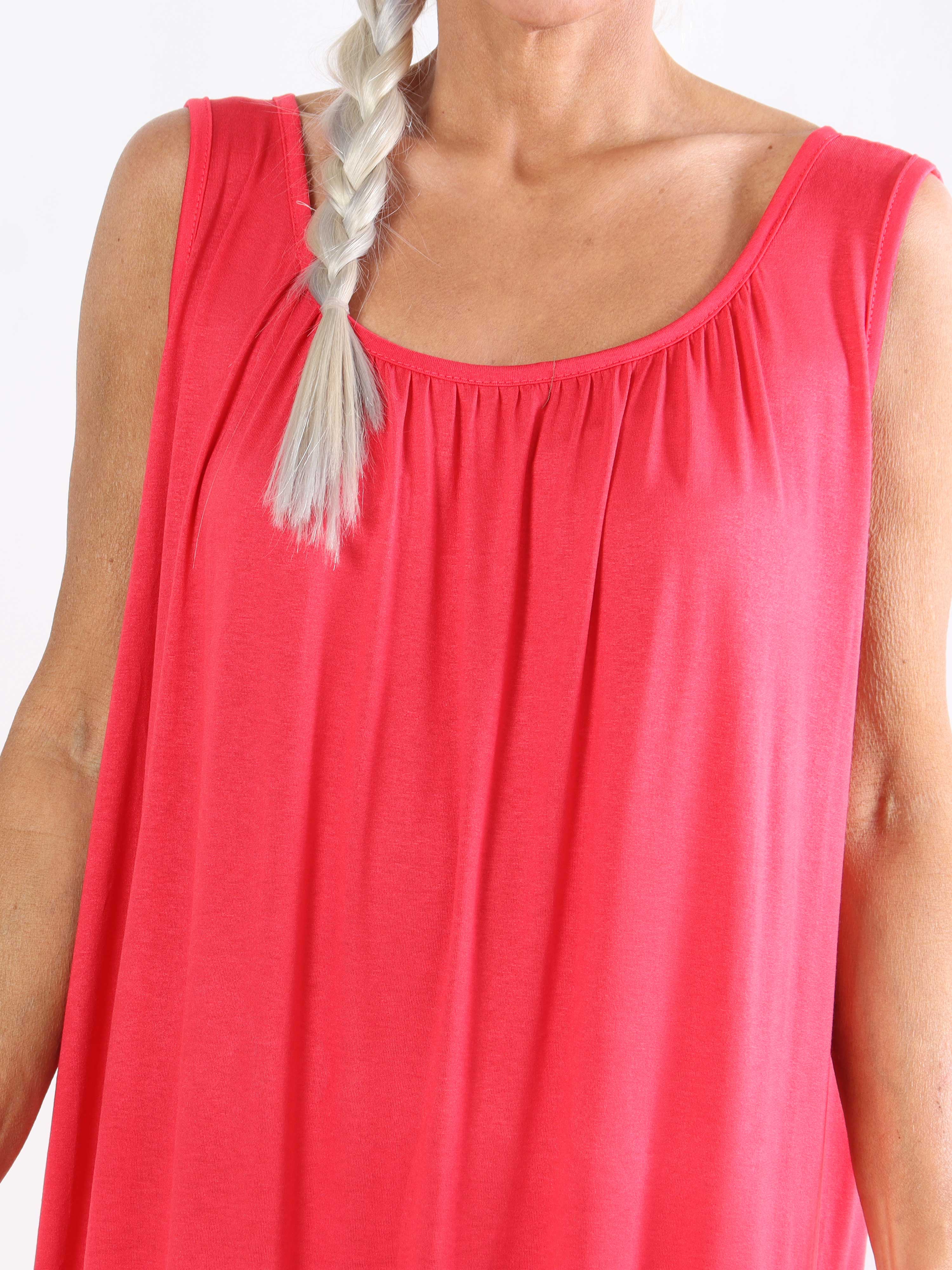 Miracle Sleeveless Dress - Plus size basis kjole i viskose med elastik forneden